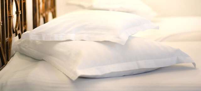 Отель Hotel Hanul Fullton Клуж-Напока-40